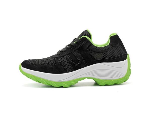 tenis preto confortavel