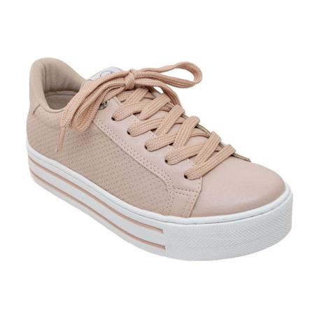 Tênis feminino Pierrô slip on plataforma couro e sola preto com trama
