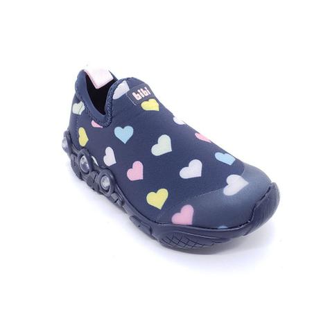 Tênis Infantil Bibi Feminino de Luz Estampado de Coração - Calçados Infantis  - Magazine Luiza