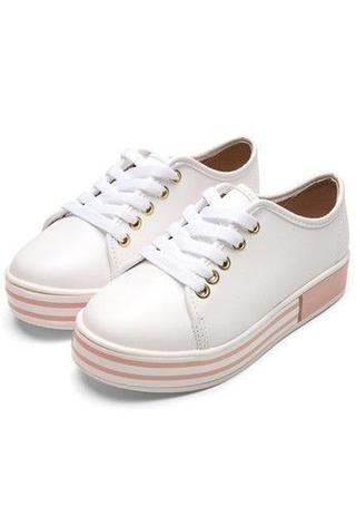 tenis da molekinha branco