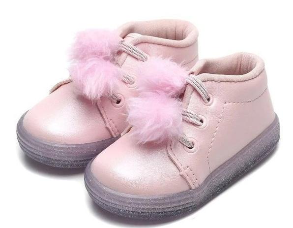 tenis pompom infantil