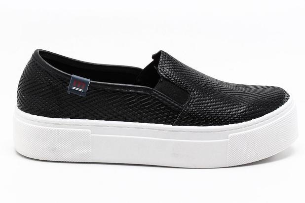 slip on feminino caixa alta