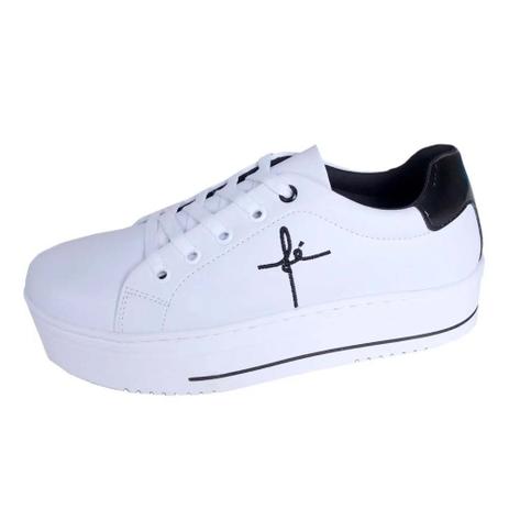 tenis com saltinho feminino