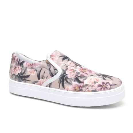 tenis slip on estampado