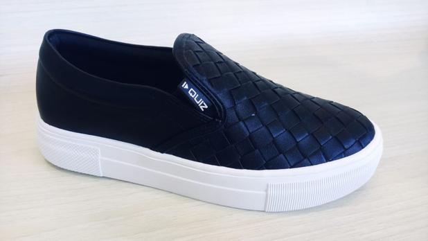 slip on quiz preto