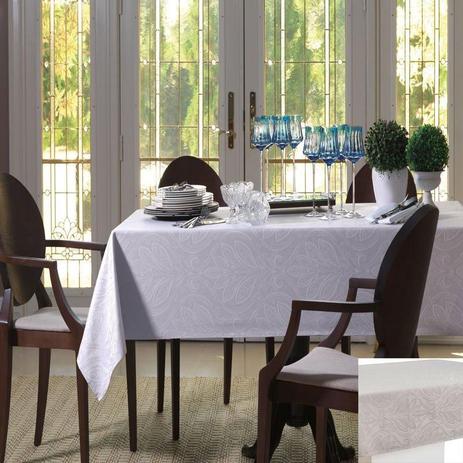Toalha de Mesa Ambroisie Cinza - Retangular 6 Lugares - Celebration - Karsten Menor preço em Toalha de Mesa Ambroisie Cinza - Retangular 6 Lugares - Celebration - Karsten