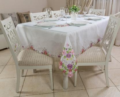 Toalha de Mesa Bordada Retangular 1.70 x 2.20m Holambra - Jet Menor preço em Toalha de Mesa Bordada Retangular 1.70 x 2.20m Holambra - Jet