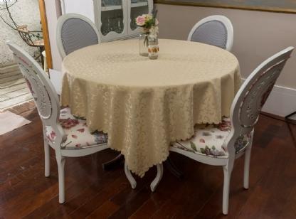 Toalha de Mesa Jacquard Bege Sempre Limpa Redonda 1.80m Arabesco Casa Argivai - Jet é boa?