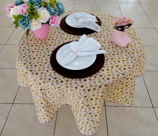 TOALHA DE MESA REDONDA CUPCAKE 1,50m - Recanto da costura é boa?