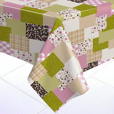 Toalha de Mesa Térmica Estampada Patchwork 1,50 x 1,40 para Mesa de 4 Lugares - Eddi Cortinas Menor preço em Toalha de Mesa Térmica Estampada Patchwork 1,50 x 1,40 para Mesa de 4 Lugares - Eddi Cortinas