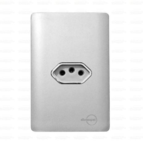 Tomada Universal 2P+T 10A Horizontal Cromado Com Placa 4x2 Prata - Novara Colors tdn - Dicompel é ruim? Tomada Universal 2P+T 10A Horizontal Cromado Com Placa 4x2 Prata - Novara Colors tdn - Dicompel é boa?