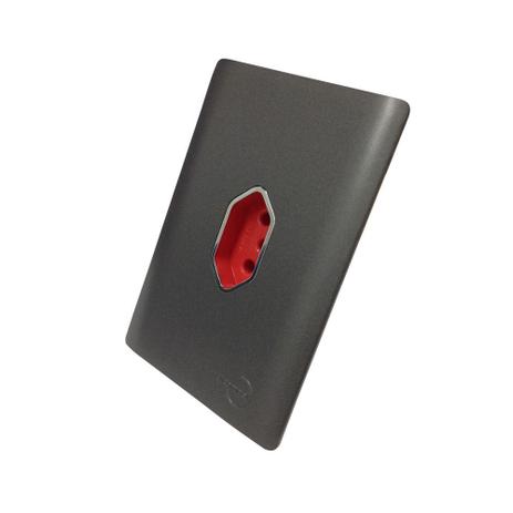 Menor preço em Tomada Universal 2P+T 20A - Vermelha - Vertical Cromado Com Placa 4x2 Preta - Novara Colors tcn - Dicompel