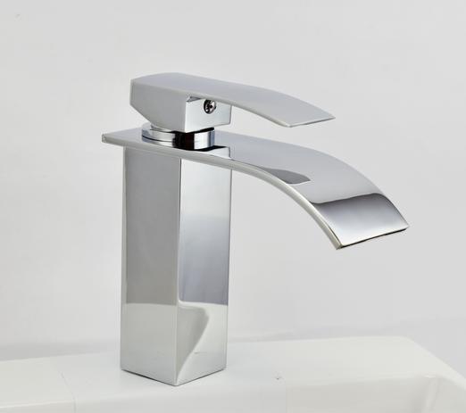 Torneira Cascata Baixa Misturador Monocomando Metal Banheiro - Water Menor preço em Torneira Cascata Baixa Misturador Monocomando Metal Banheiro - Water