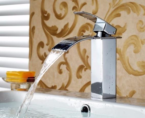 Torneira Misturador Monocomando Cascata Slim Baixa Metal - Sollux Menor preço em Torneira Misturador Monocomando Cascata Slim Baixa Metal - Sollux
