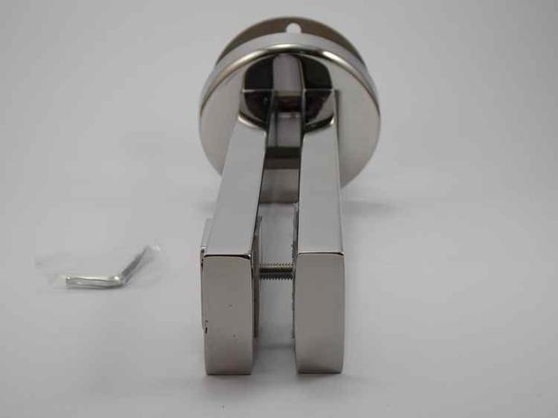 Torre vertical guarda corpo para vidro em aço inox 304 escovado - Ags Menor preço em Torre vertical guarda corpo para vidro em aço inox 304 escovado - Ags