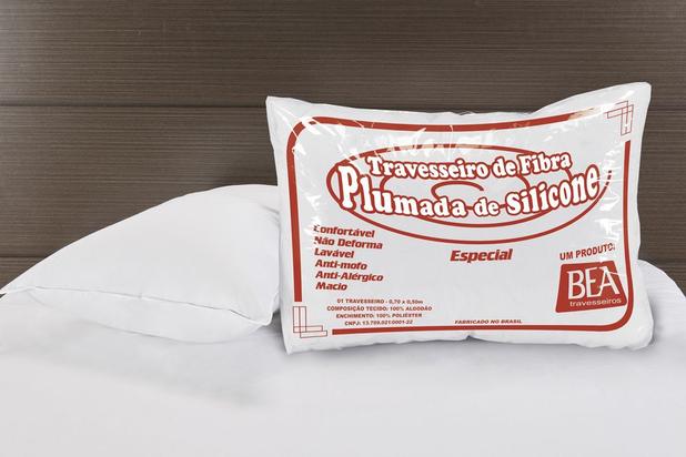 Travesseiro Fibra Plumada de Silicone Especial 70cm x 50cm - Beaf travesseiros é boa?