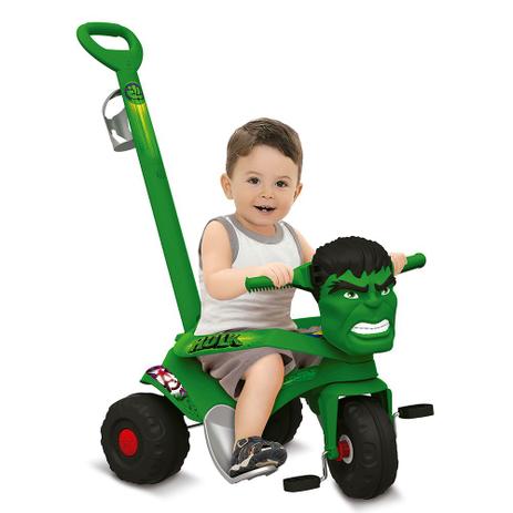 Triciclo Velocipede Passeio Pedal Hulk - Bandeirante Menor preço em Triciclo Velocipede Passeio Pedal Hulk - Bandeirante