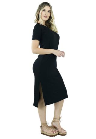 vestido midi preto com manga curta