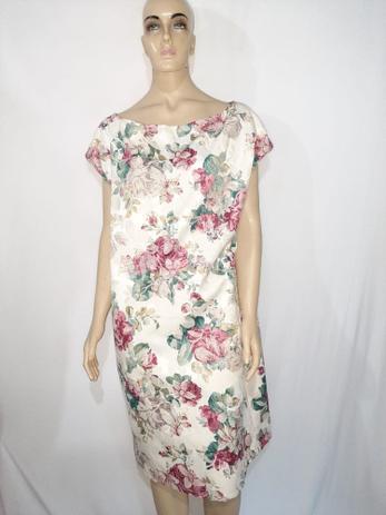 Vestido de linhão estampado floral (Tam: M/G) - Dinho Arte Confecções