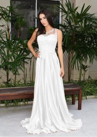 Vestido de noiva com renda saia godê total elegante - Partylight Atelier Das Noivas