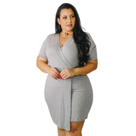 vestido plus size transpassado