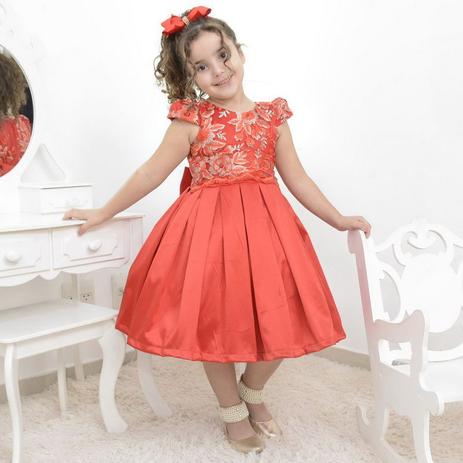 vestido com bordado floral