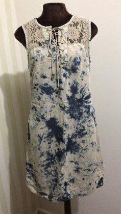 Vestido Jeans Detalhe em Renda e Ilhos - Caccau jeans é boa?