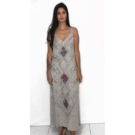 vestido todo bordado