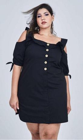 vestido ombro vazado preto