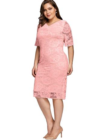 vestido midi plus size para casamento