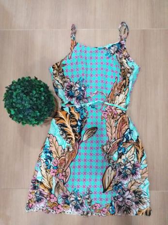 vestido de viscose curto soltinho