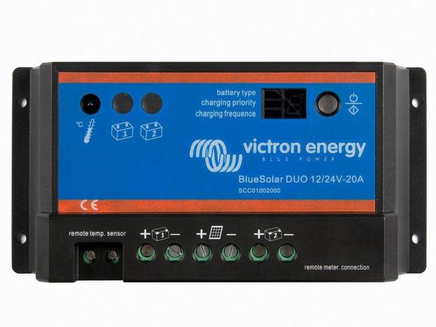 Menor preço em Victron Controlador de Carga Centrium ENERGY SCC010020020 Bluesolar PWM LIGHT 12-24V / 20A