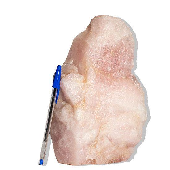 Imagem de 01 Cristal Rosa Pedra Pé Serrado Natural 3,9Kg 22cm Tipo B