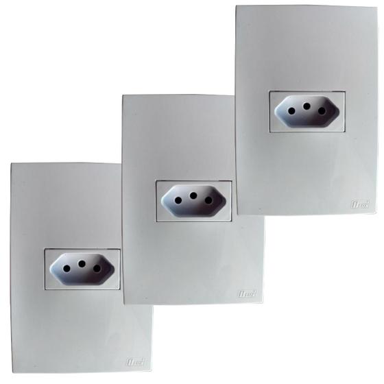 03 Conjuntos Tomadas Simples 20A 4x2 Recta Branco Gloss Blux Imagem de 03 Conjuntos Tomadas Simples 20A 4x2 Recta Branco Gloss Blux