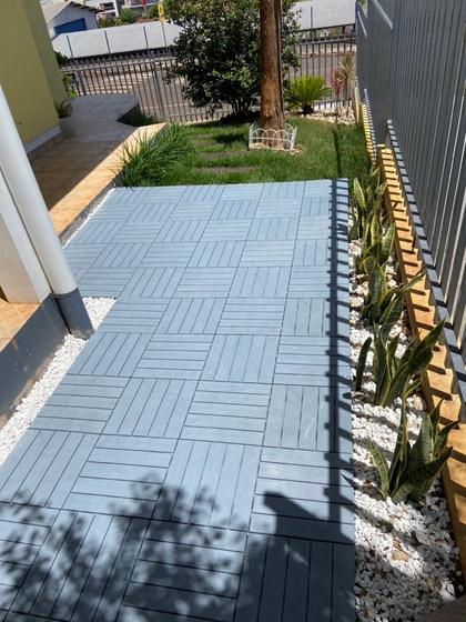 Imagem de 06 Deck modular plástico 30x30 superfície antiderrapante