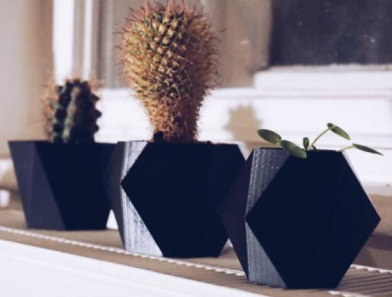 Imagem de 1 Kit com 3 Vasos de flores de Geometria
