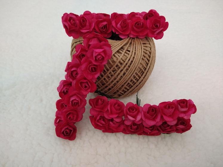 Imagem de 1 Pacote Flor De Papel Mini Rosa Para Artesanato / Lembrancinha De Casamento