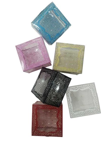 Imagem de 10 Caixas Para 4 Brigadeiros Com Berço, Dourado, Em Acetato