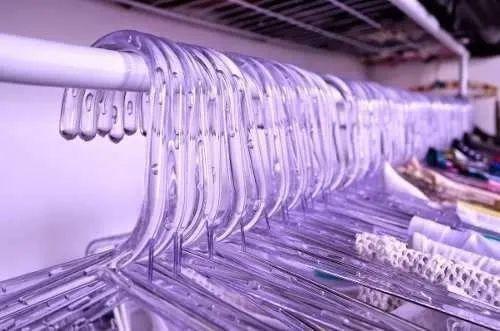 100 Cabides Acrílico Transparente 8mm Entrega Imediata Menor preço em 100 Cabides Acrílico Transparente 8mm Entrega Imediata