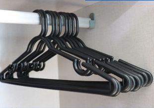 100 Cabides Preto reforcado adulto envio imediato é boa?