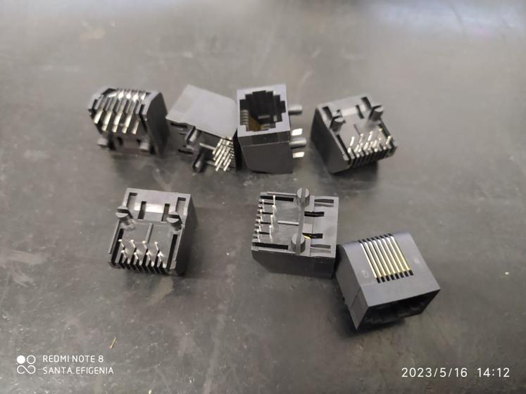 Imagem de 1000x Conector Rj45 Femea 8 Vias 90 8p8t 9631-8814-lf