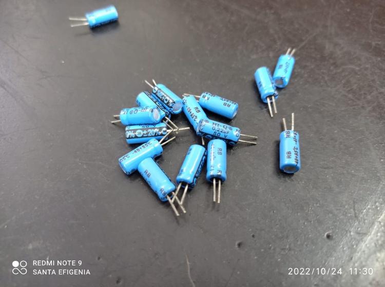 Imagem de 100x Capacitor Eletrolítico 0,22uf/50v 85 5x11mm Hi-q