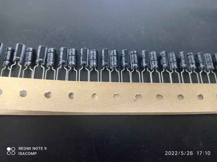 Imagem de 100x Capacitor Eletrolítico 10uf/50v 105 5x11mm