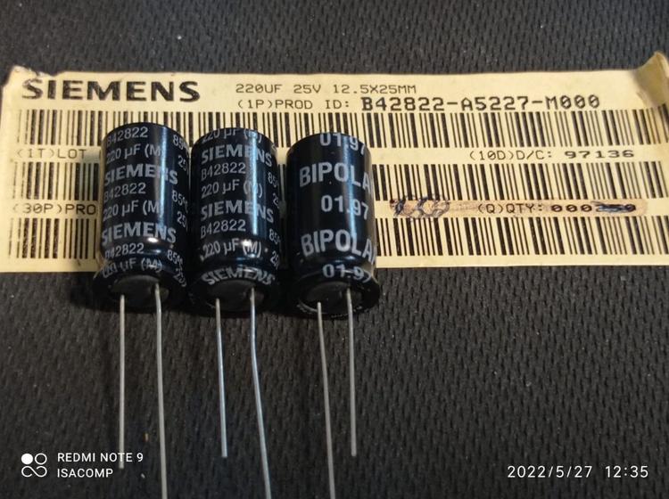 Imagem de 100x Capacitor Eletrolítico 220uf/25v 85º Bipolar 12,5x25mm