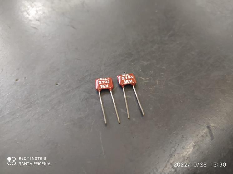 Imagem de 10x Capacitor Mica Prata 270pf/1kv 5% Cm1 Icl