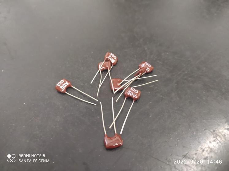 Imagem de 1x Capacitor Mica Prata 10pf/50v 5% Icl
