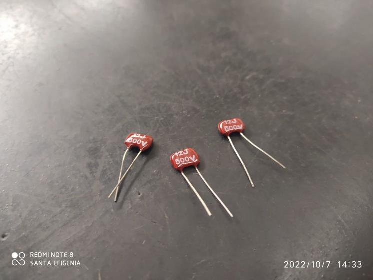 Imagem de 1x Capacitor Mica Prata 12pf/500v 5% Icl