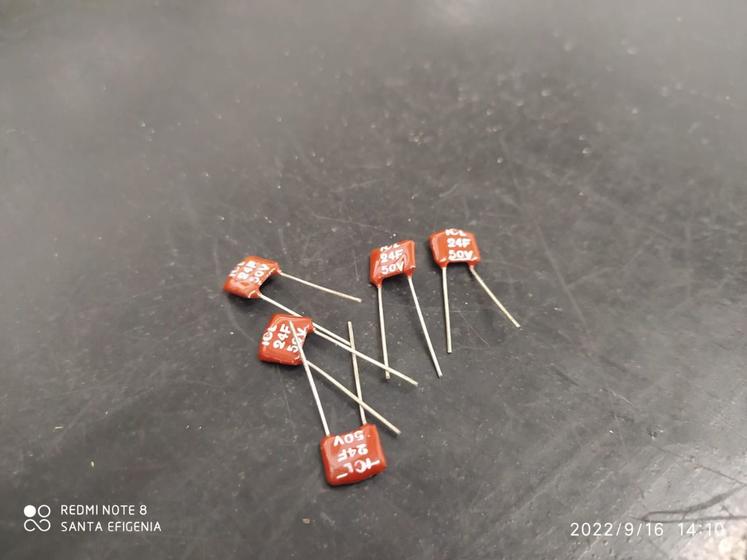 Imagem de 1x Capacitor Mica Prata 24pf/50v 1% Icl