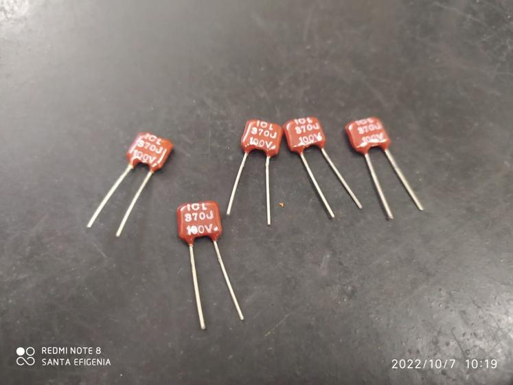 Imagem de 1x Capacitor Mica Prata 370pf/100v 5% Icl