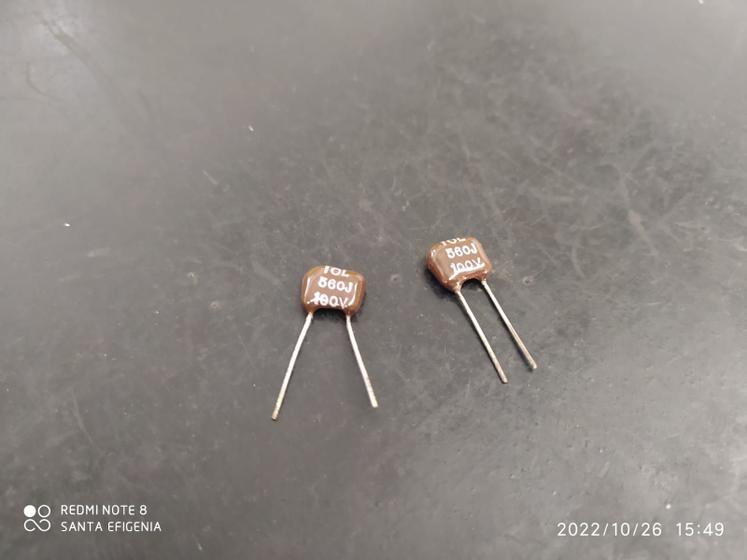 Imagem de 1x Capacitor Mica Prata 560pf/100v 5% Cm1 Icl